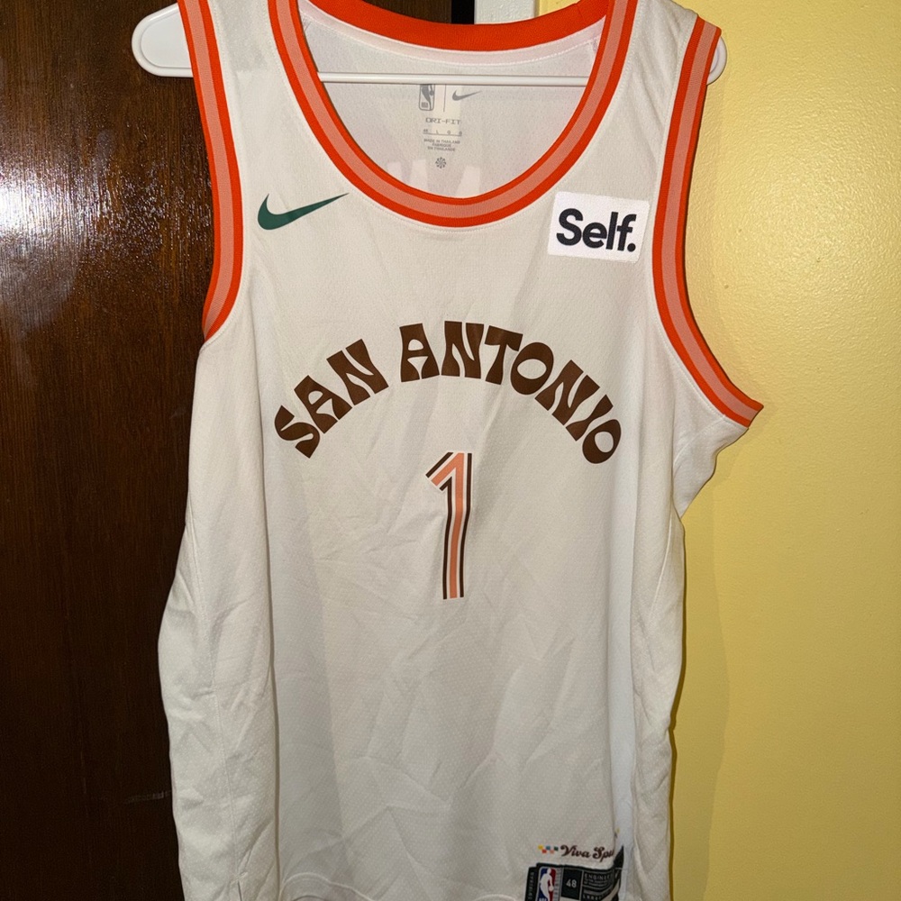Victor Wembanyama Spurs City Edition Jersey 2023-24 Rookie Year Size 48/Large